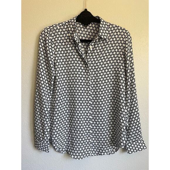 Ann Taylor Tops - Ann Taylor Factory Blouse‎ XS Black White Geometric Long Sleeve Career